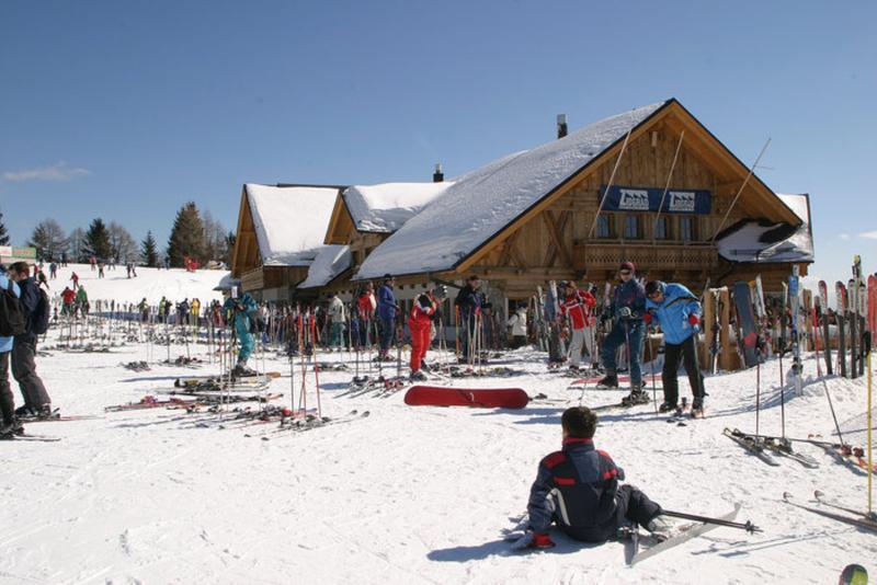 Apartments Pri Marjetki Cerkno Bagian luar foto