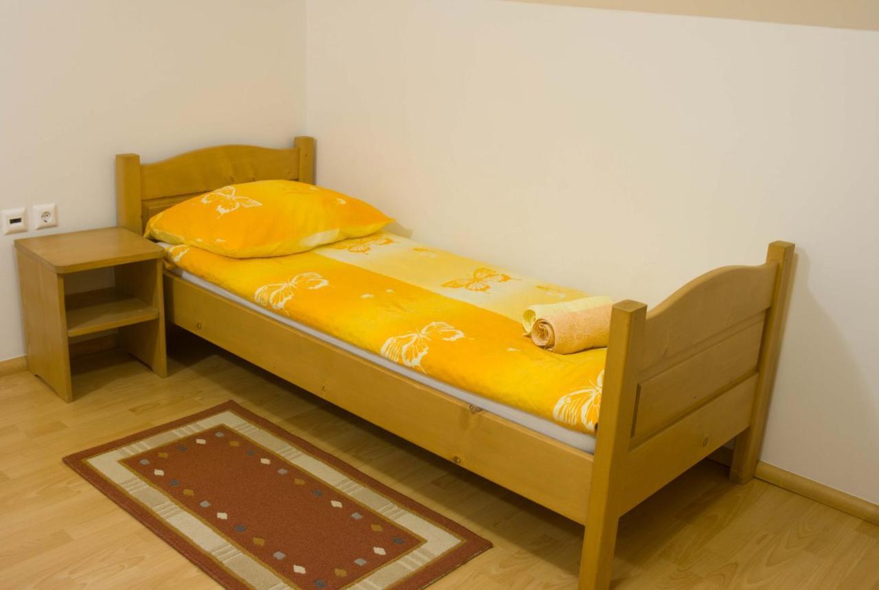 Apartments Pri Marjetki Cerkno Bagian luar foto
